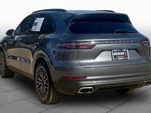 Used 2022 Porsche Cayenne AWD/4WD image 12