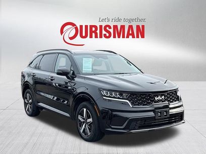 Used 2023 Kia Sorento S w/ Panoramic Sunroof Package