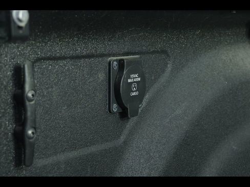 Used 2024 RAM 3500 Laramie w/ Night Edition image 18