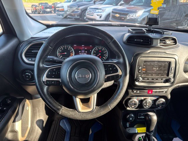 Used 2016 Jeep Renegade Limited AWD/4WD image 13