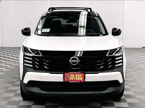 New 2026 Nissan Kicks SV w/ Cold Weather Package FWD image 16