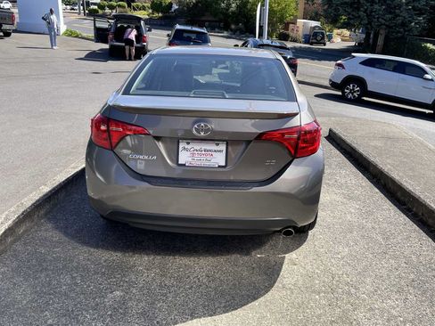 Certified 2019 Toyota Corolla SE w/ Carpet Mat Package (TMS) FWD image 5
