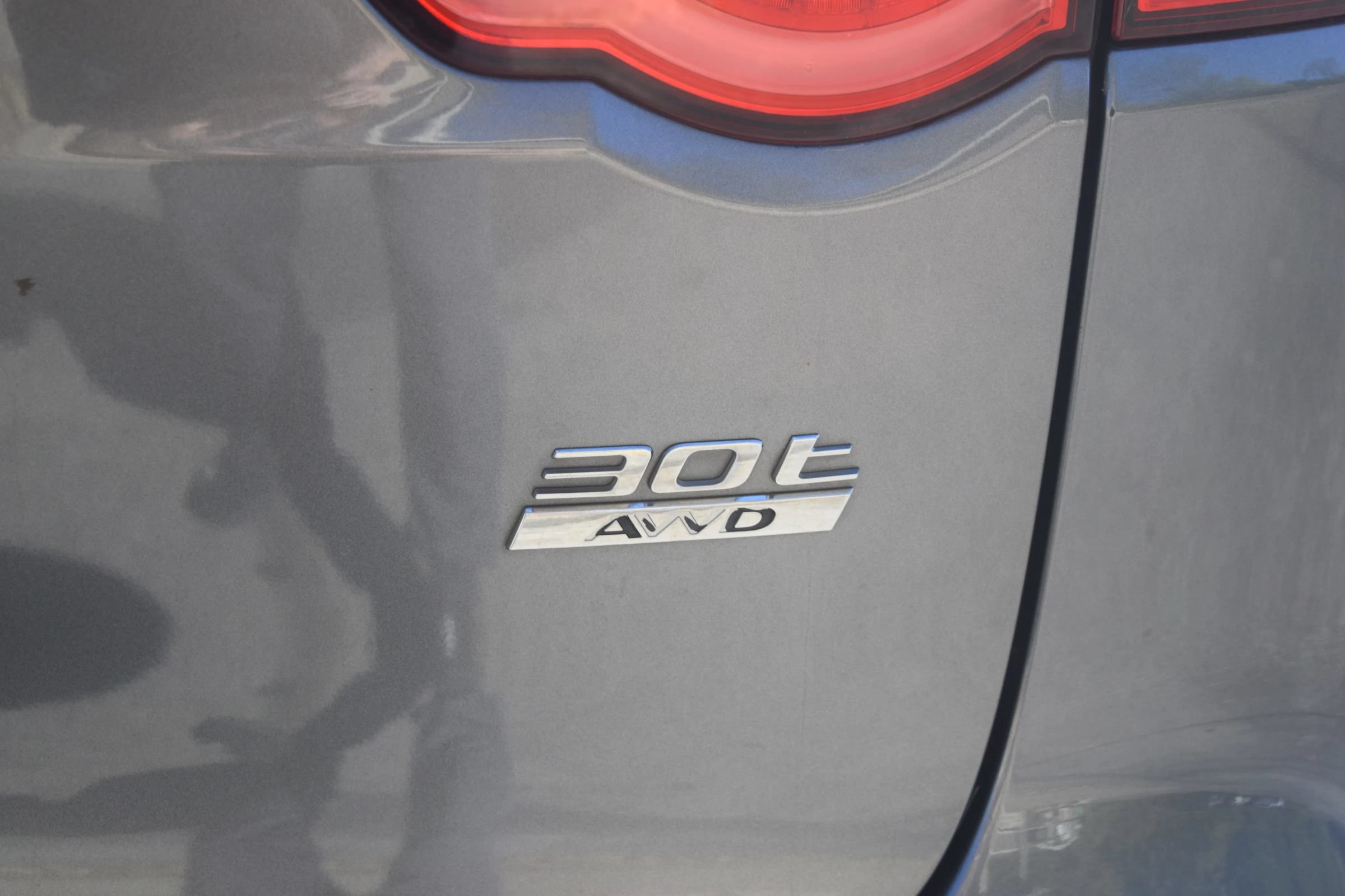 Used 2018 Jaguar F-PACE R-Sport AWD/4WD image 8