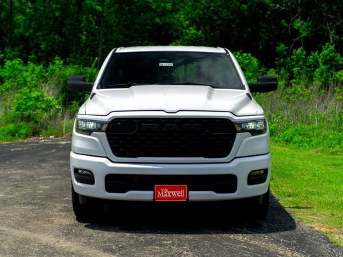 New 2026 RAM 1500 Express RWD image 4