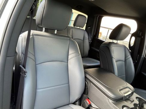 New 2025 RAM 3500 Tradesman AWD/4WD image 38