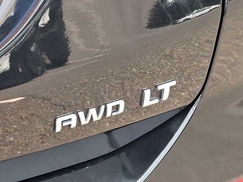 Used 2023 Chevrolet Equinox LT AWD/4WD image 31