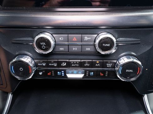 Used 2025 Ford F150 Raptor AWD/4WD image 27