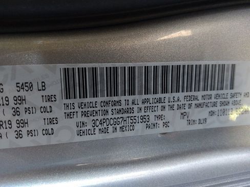 Used 2017 Dodge Journey Crossroad FWD image 33