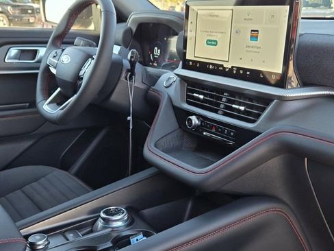 New 2026 Ford Explorer ST-Line RWD image 7