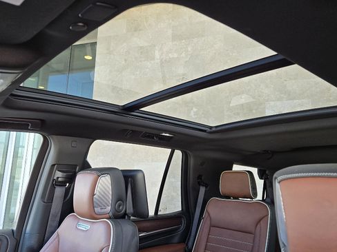 Used 2024 GMC Yukon Denali Ultimate image 10