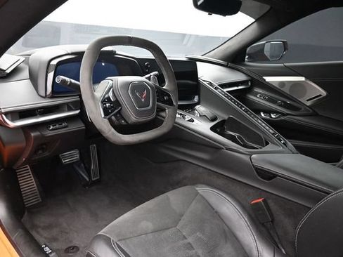 Used 2023 Chevrolet Corvette Stingray Premium Conv RWD image 17