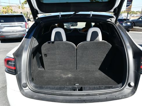 Used 2021 Tesla Model X Long Range AWD/4WD image 9