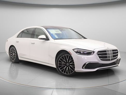 New 2026 Mercedes-Benz S 500 4MATIC image 13