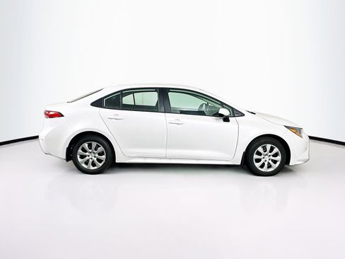 Used 2026 Toyota Corolla LE FWD image 10