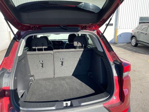 Used 2025 Chevrolet TrailBlazer LT image 29