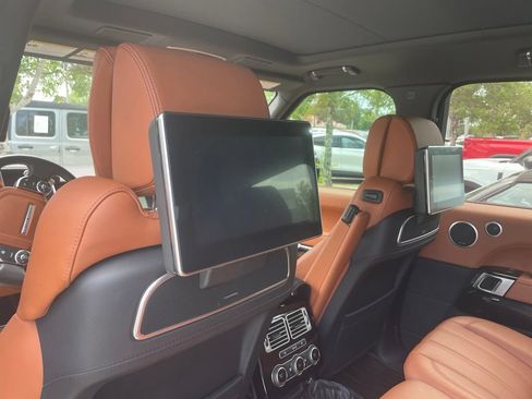 Used 2017 Land Rover Range Rover Autobiography AWD/4WD image 4
