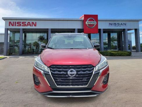 Certified 2023 Nissan Kicks SR w/ SR Premium Package FWD image 11