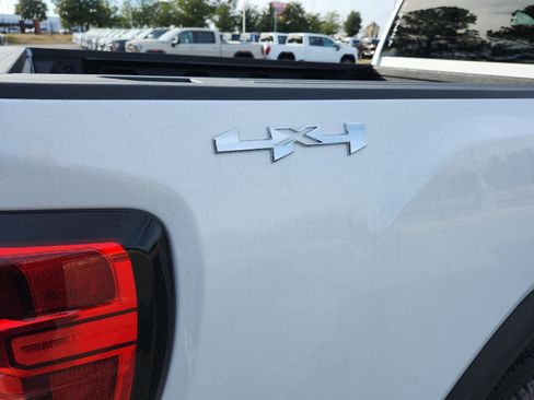 New 2026 GMC Sierra 2500 Pro image 4