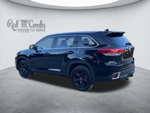 Used 2019 Toyota Highlander Limited Platinum AWD/4WD image 3