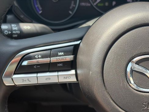 Used 2025 MAZDA CX-50 AWD 2.5 Hybrid w/ Premium Pkg image 24