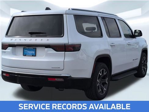 Used 2024 Jeep Wagoneer Series III image 5