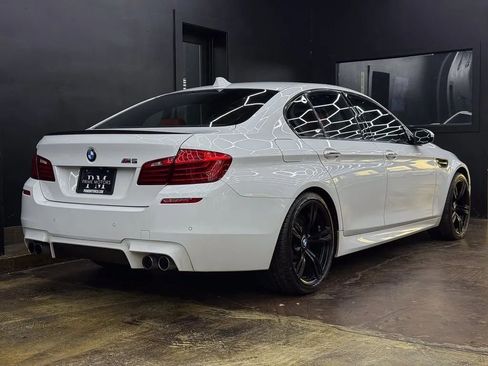 Used 2015 BMW M5 RWD image 9