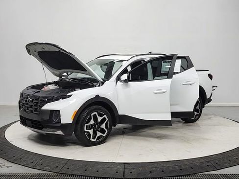 Used 2023 Hyundai Santa Cruz Limited AWD/4WD image 11
