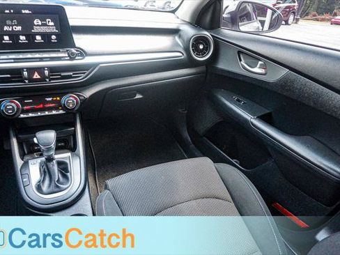 Used 2019 Kia Forte LXS FWD image 25