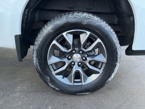 Certified 2023 Chevrolet Silverado 1500 LT image 10