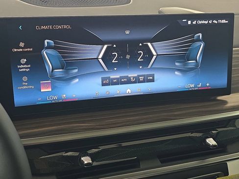 New 2026 BMW X5 sDrive40i w/ Climate Comfort Package RWD image 18