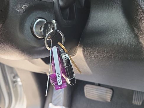 Used 2022 Chevrolet Silverado 1500 Custom image 29