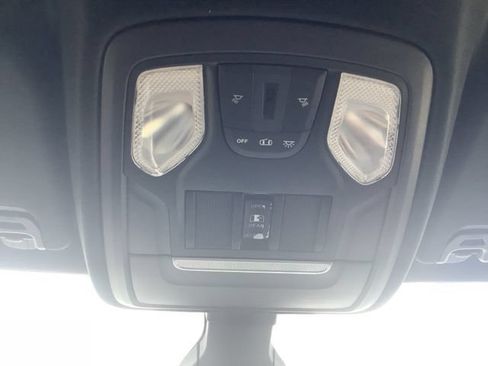 Used 2019 RAM 1500 Big Horn AWD/4WD image 34