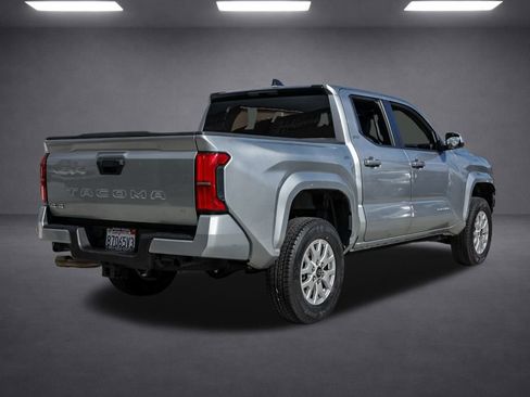 Used 2024 Toyota Tacoma SR5 image 3