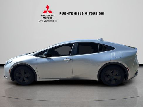 Used 2023 Toyota Prius Prime FWD image 8