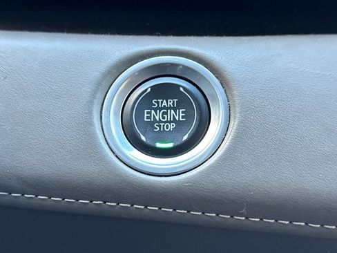 Used 2022 Cadillac Escalade Sport Platinum image 10