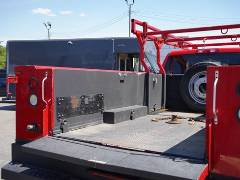 Used 2018 RAM 5500 Tradesman w/ Max Tow Package RWD image 11