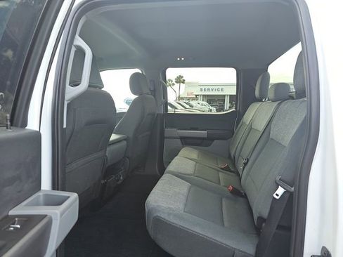 Used 2025 Ford F250 XLT image 5