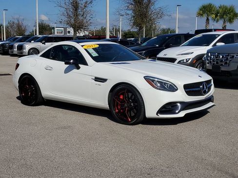 Used 2017 Mercedes-Benz SLC 43 AMG image 3