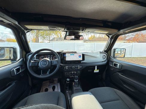 New 2026 Jeep Gladiator Sport AWD/4WD image 12