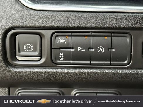 Used 2024 Chevrolet Suburban RST image 26