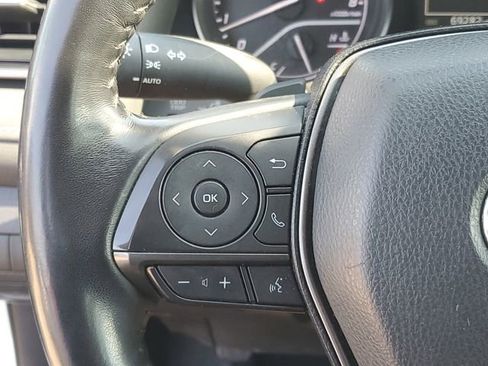 Used 2022 Toyota Camry SE FWD image 21