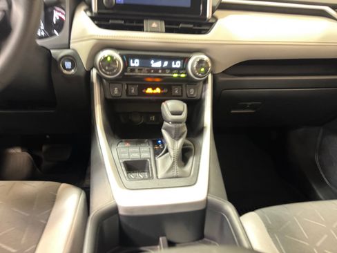 Certified 2025 Toyota RAV4 XLE w/ Convenience Package AWD/4WD image 20