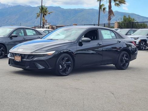 New 2026 Hyundai Elantra Sport FWD image 2