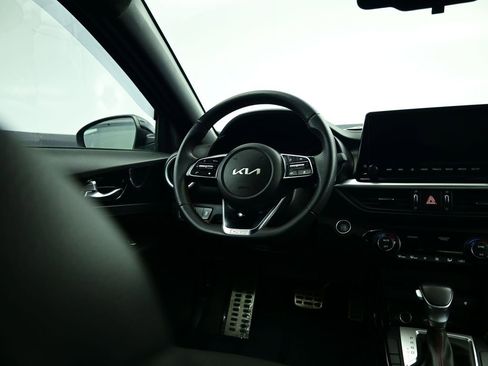 Used 2023 Kia Forte GT image 38