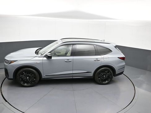 Used 2025 Acura MDX A-Spec image 44