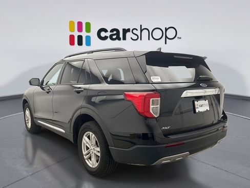 Used 2023 Ford Explorer XLT w/ Equipment Group 202A AWD/4WD image 2