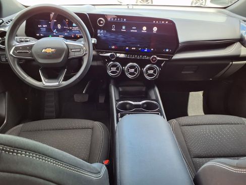 Used 2025 Chevrolet Blazer EV LT FWD image 17
