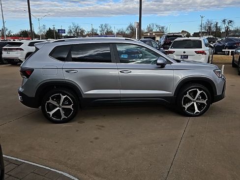 New 2026 Volkswagen Taos SEL AWD/4WD image 4