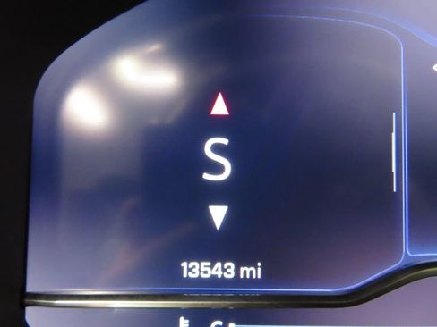 Used 2025 Chevrolet Silverado 1500 RST AWD/4WD image 19