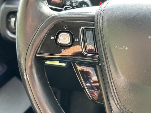 Used 2020 Lincoln Aviator Reserve w/ Equipment Group 202A AWD/4WD image 30